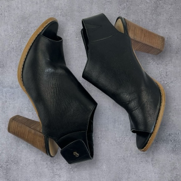 Cole Haan Wrey Black Leather Booties Block Heel Peep Toe Women’s Sz: 9B - Picture 6 of 12